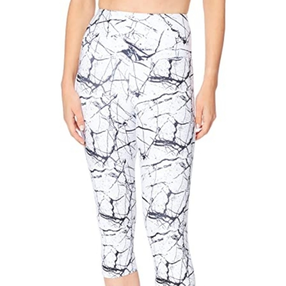 AURIQUE Women's Bal1175A White/Black Marble Print  Medium  Brand New